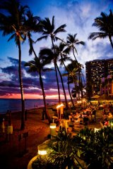 WaikikiSunset_04072.jpg