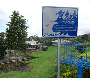 DSC01912 SamoaSign SafeLocation crop small