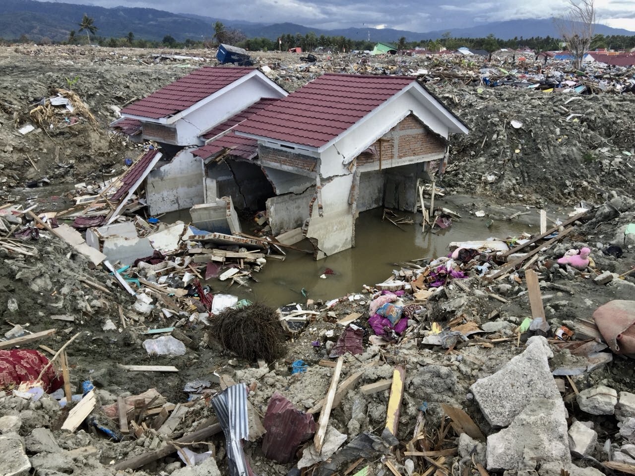 Palu liquefaction ABEZE3042 Lushtig